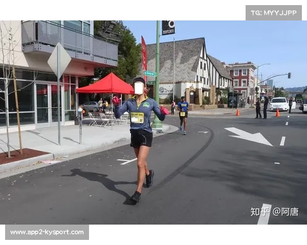 VAR裁判雪天工作实录：技术如何保障比赛公平性